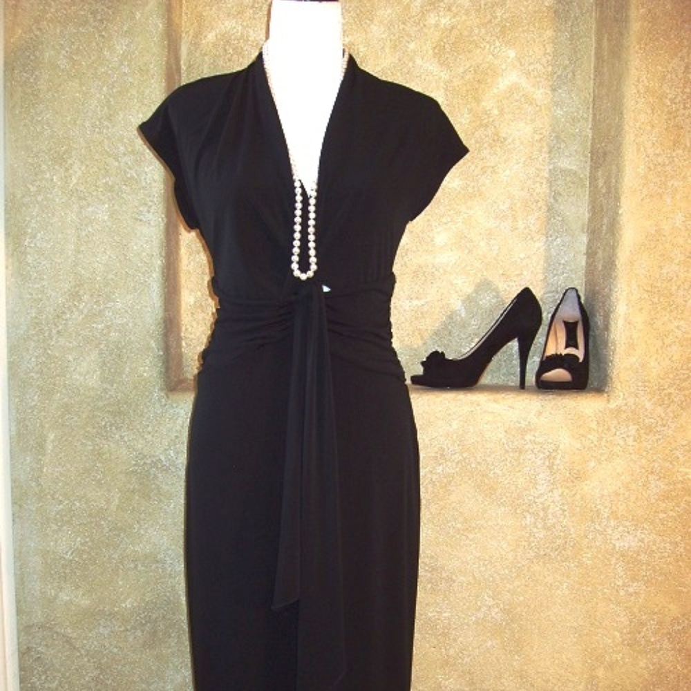 Max Cleo Little Black Midi Dress sz M NWT